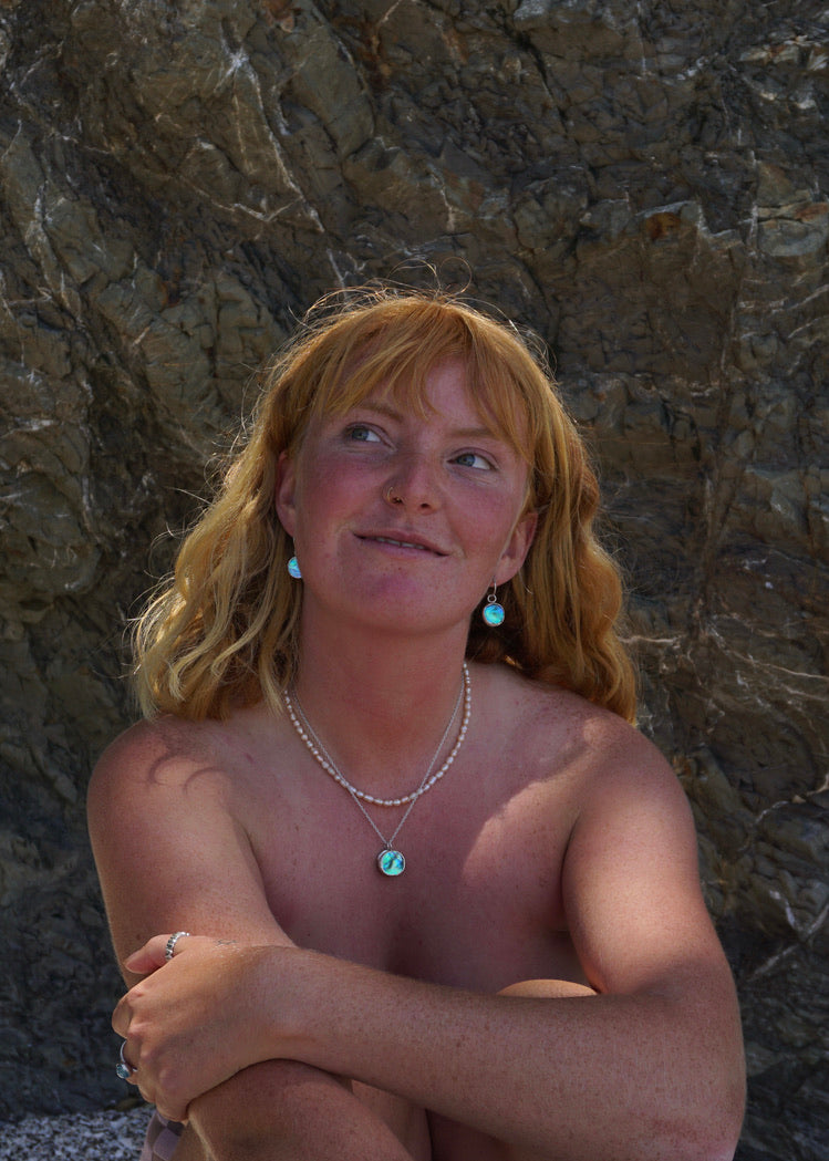 Pāua People Necklace